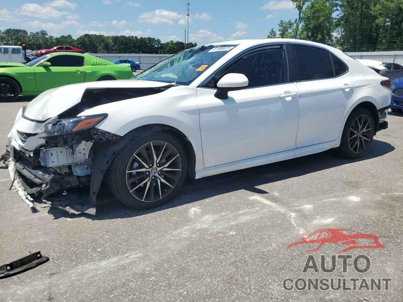 TOYOTA CAMRY 2021 - 4T1G11AK7MU580908