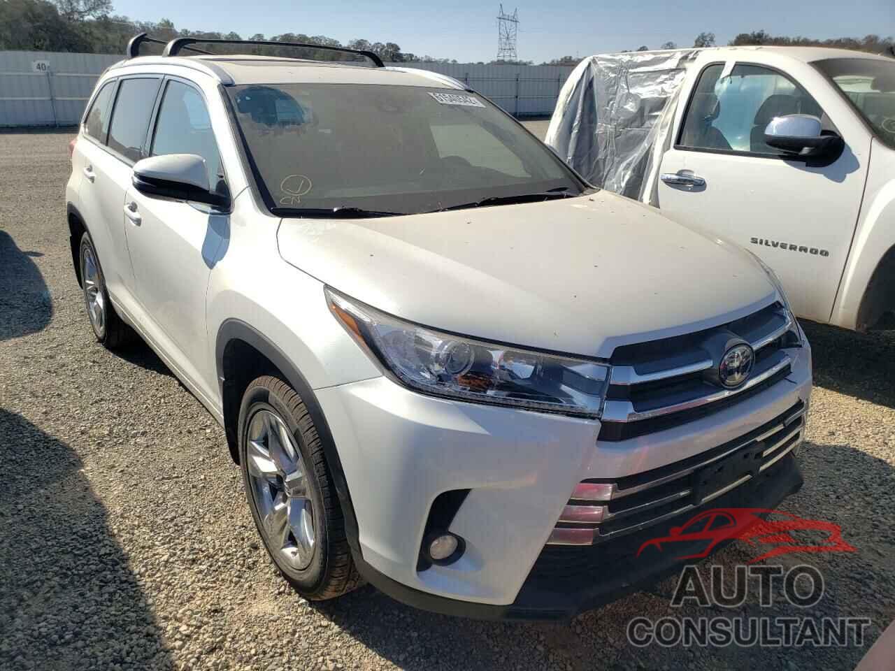 TOYOTA HIGHLANDER 2018 - 5TDDGRFH8JS042316