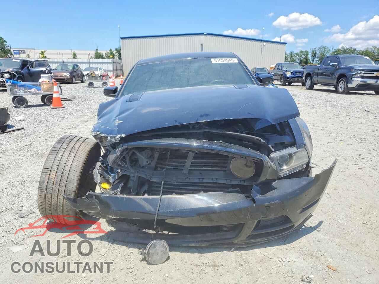 FORD MUSTANG 2014 - 1ZVBP8CF4E5276532