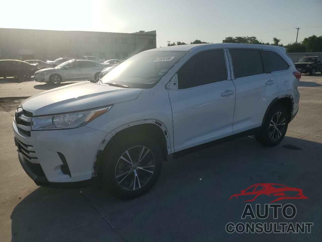 TOYOTA HIGHLANDER 2019 - 5TDZZRFH1KS369299