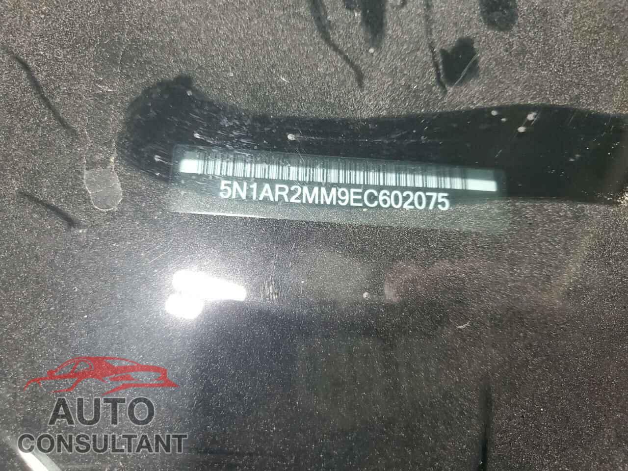 NISSAN PATHFINDER 2014 - 5N1AR2MM9EC602075