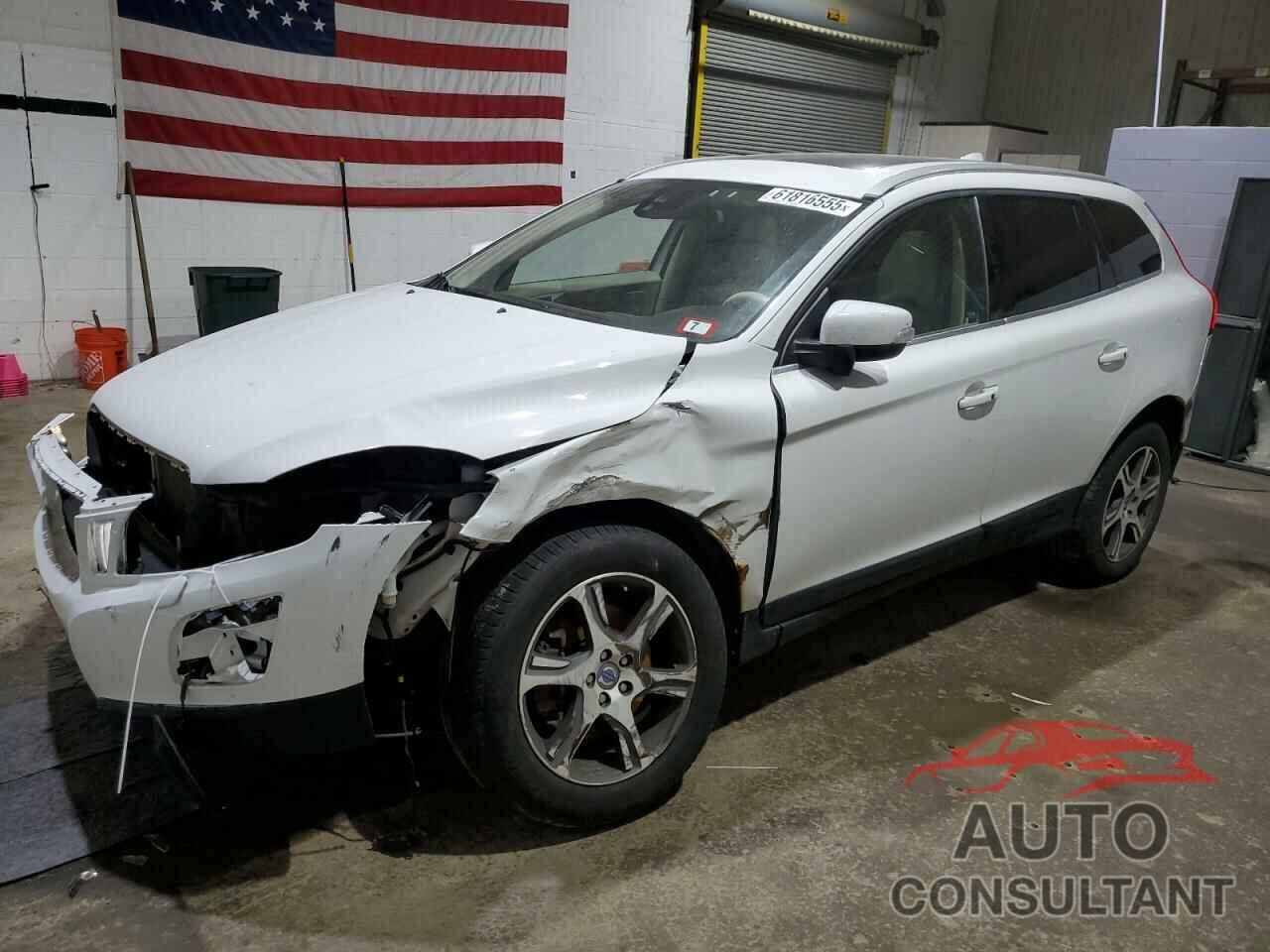 VOLVO XC60 2013 - YV4902DZ4D2405717
