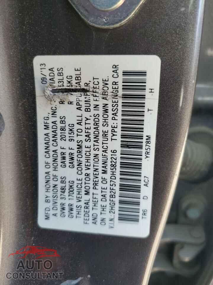 HONDA CIVIC 2013 - 2HGFB2F57DH582216
