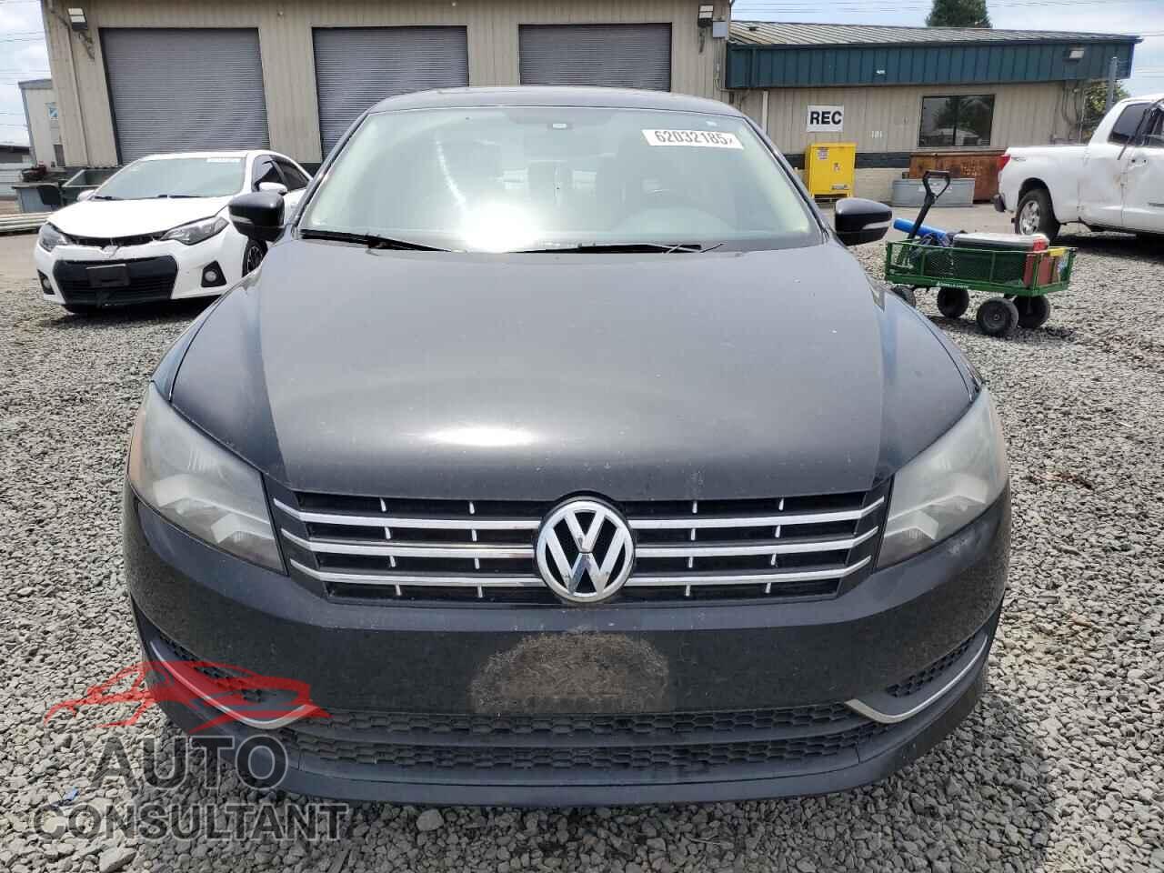 VOLKSWAGEN PASSAT 2013 - 1VWBN7A34DC099399