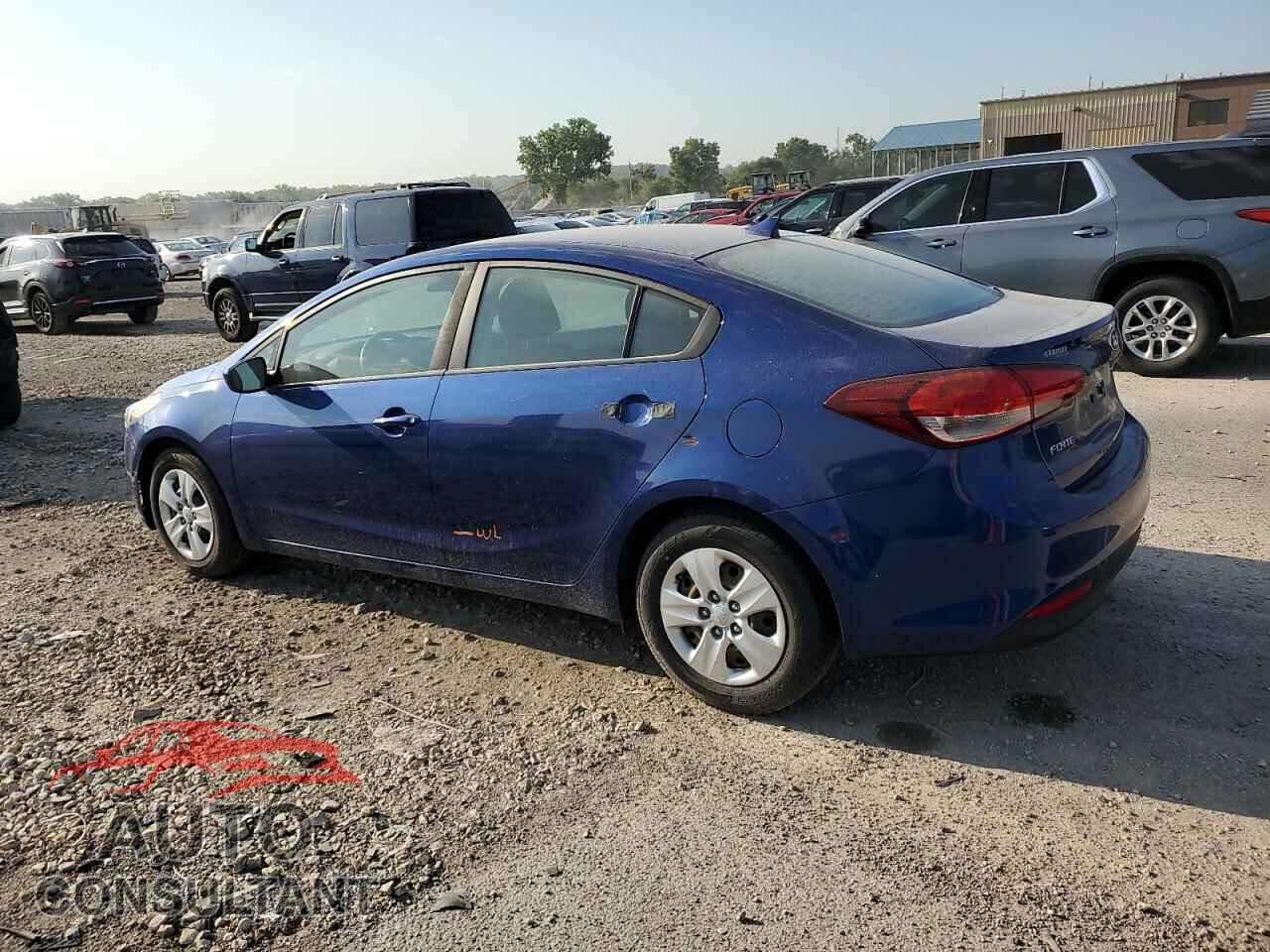 KIA FORTE 2017 - 3KPFK4A72HE136141