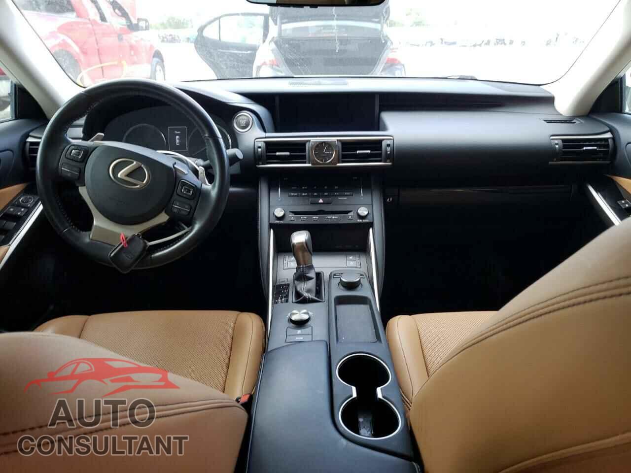 LEXUS IS 2018 - JTHBA1D21J5068026
