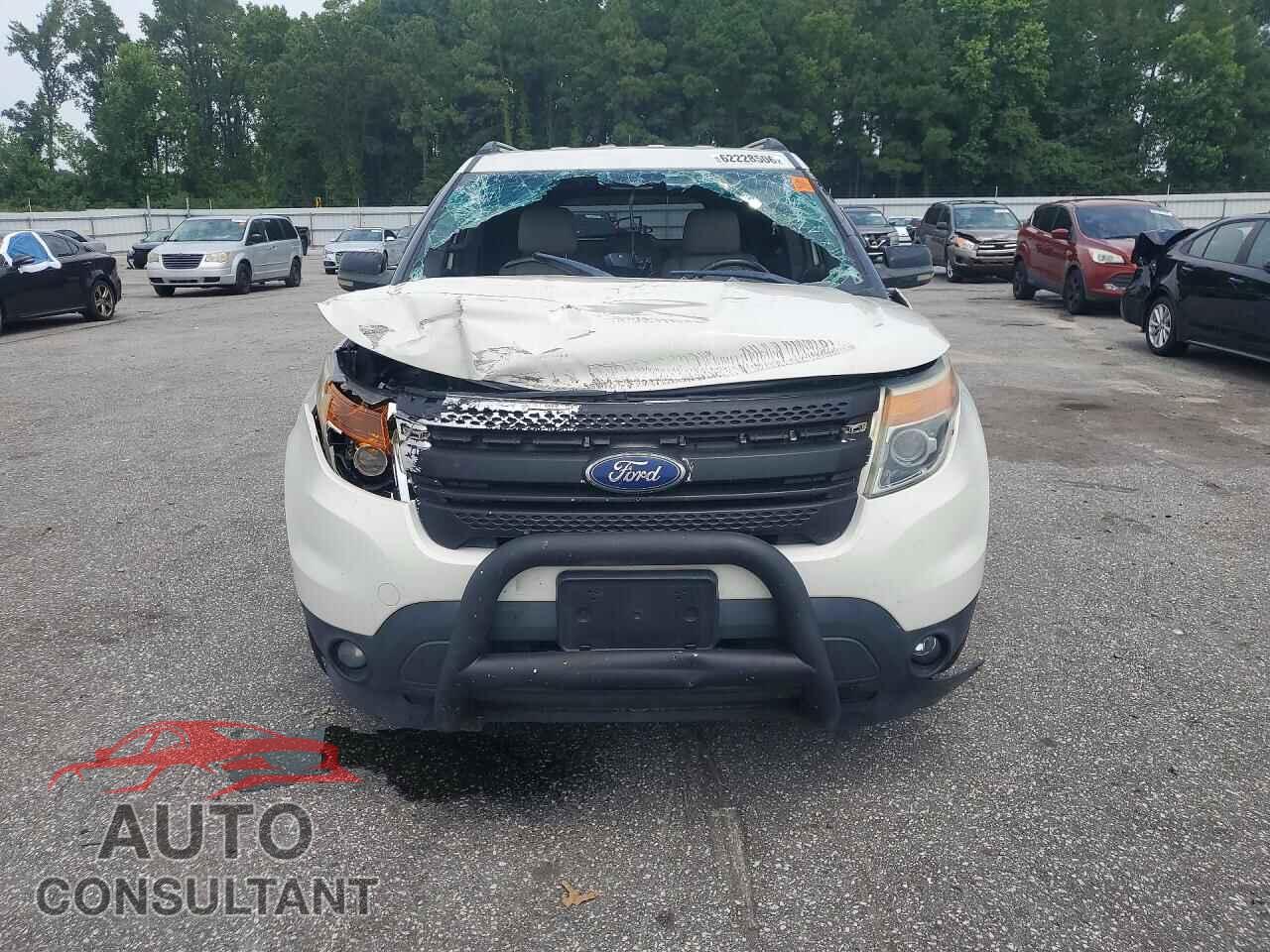 FORD EXPLORER 2011 - 1FMHK8D89BGA20927