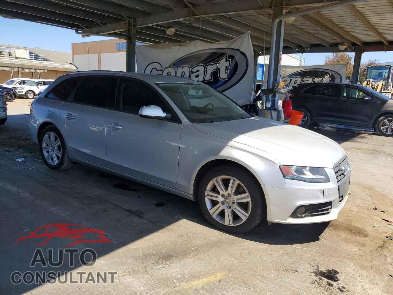 AUDI A4 2010 - WAUSFAFL9AA036373