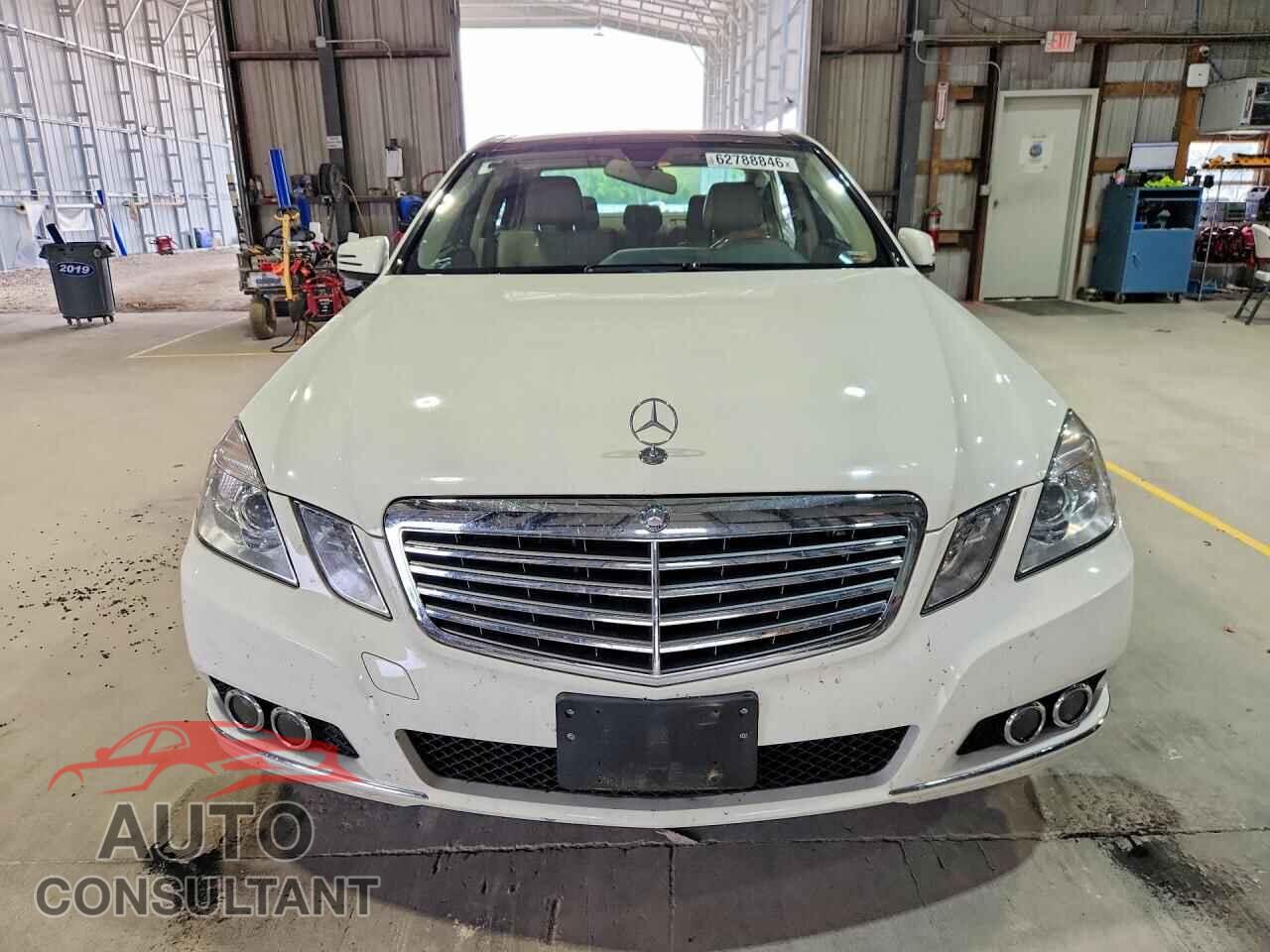 MERCEDES-BENZ E-CLASS 2011 - WDDHF8HB1BA395900