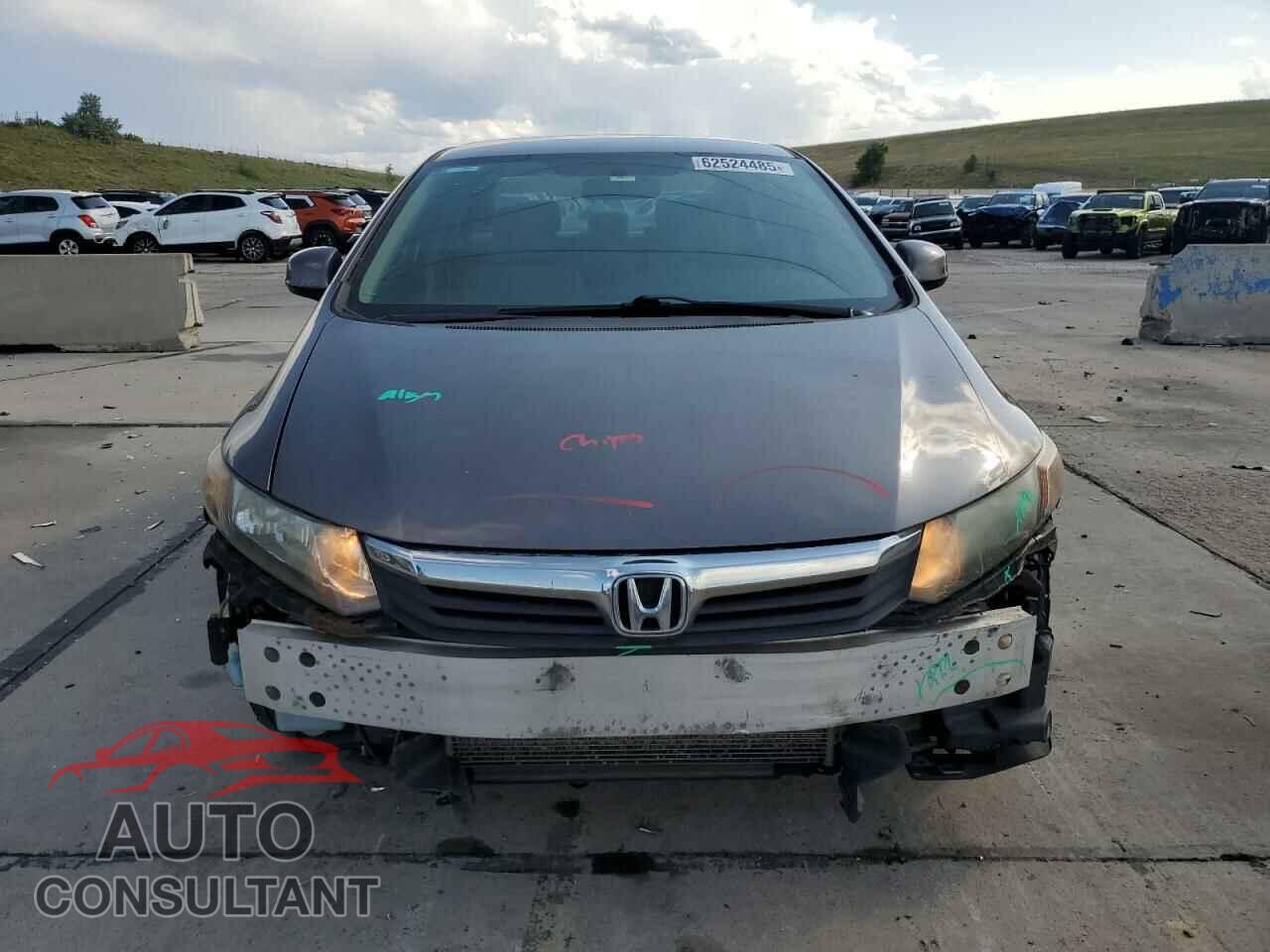 HONDA CIVIC 2012 - 2HGFB2F52CH572806