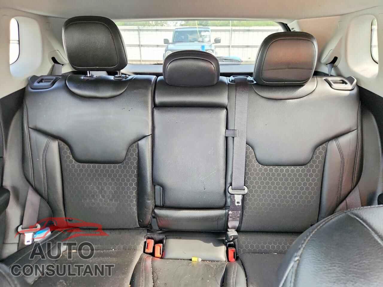 JEEP COMPASS 2021 - 3C4NJDBB0MT592811