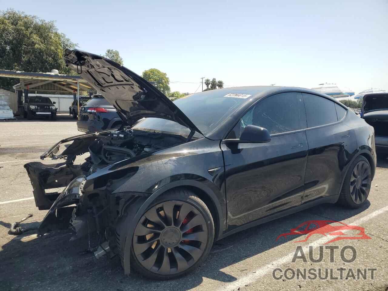 TESLA MODEL Y 2021 - 5YJYGDEFXMF215928