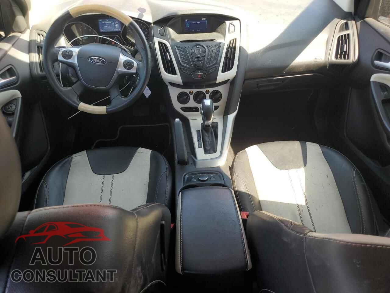 FORD FOCUS 2014 - 1FADP3F25EL247341