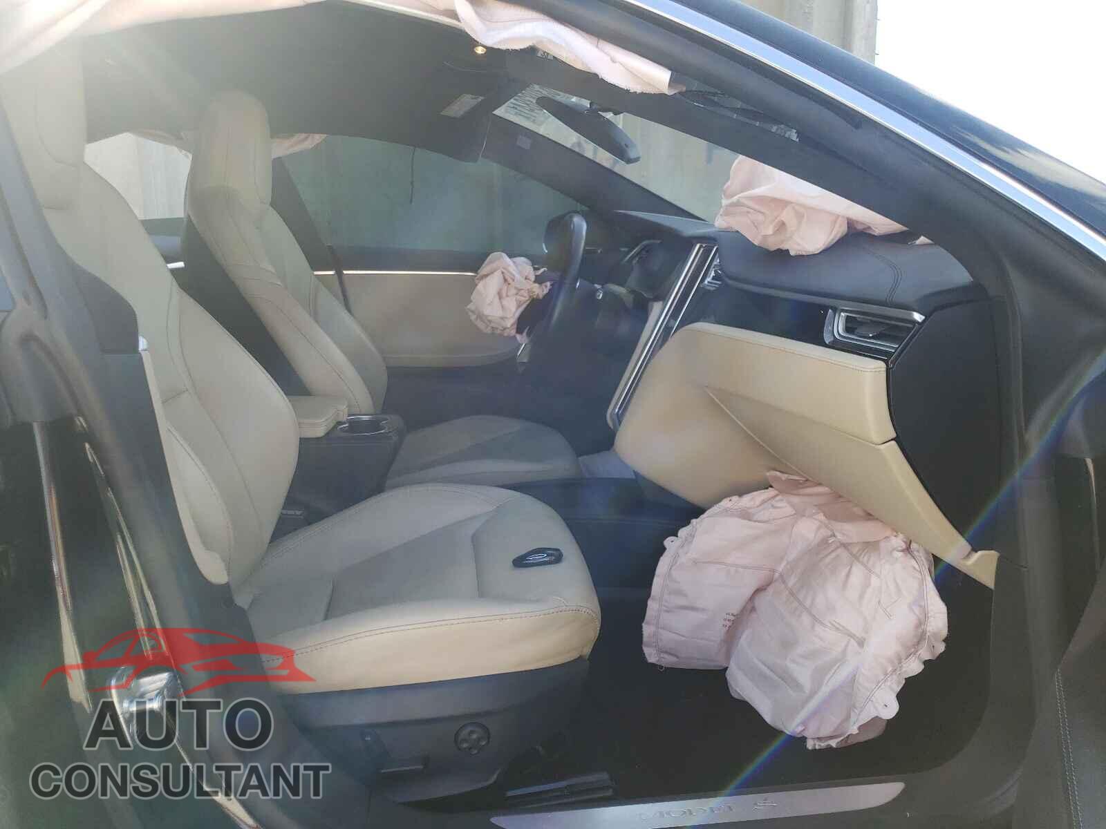 TESLA MODEL S 2016 - 5YJSA1E18GF158496
