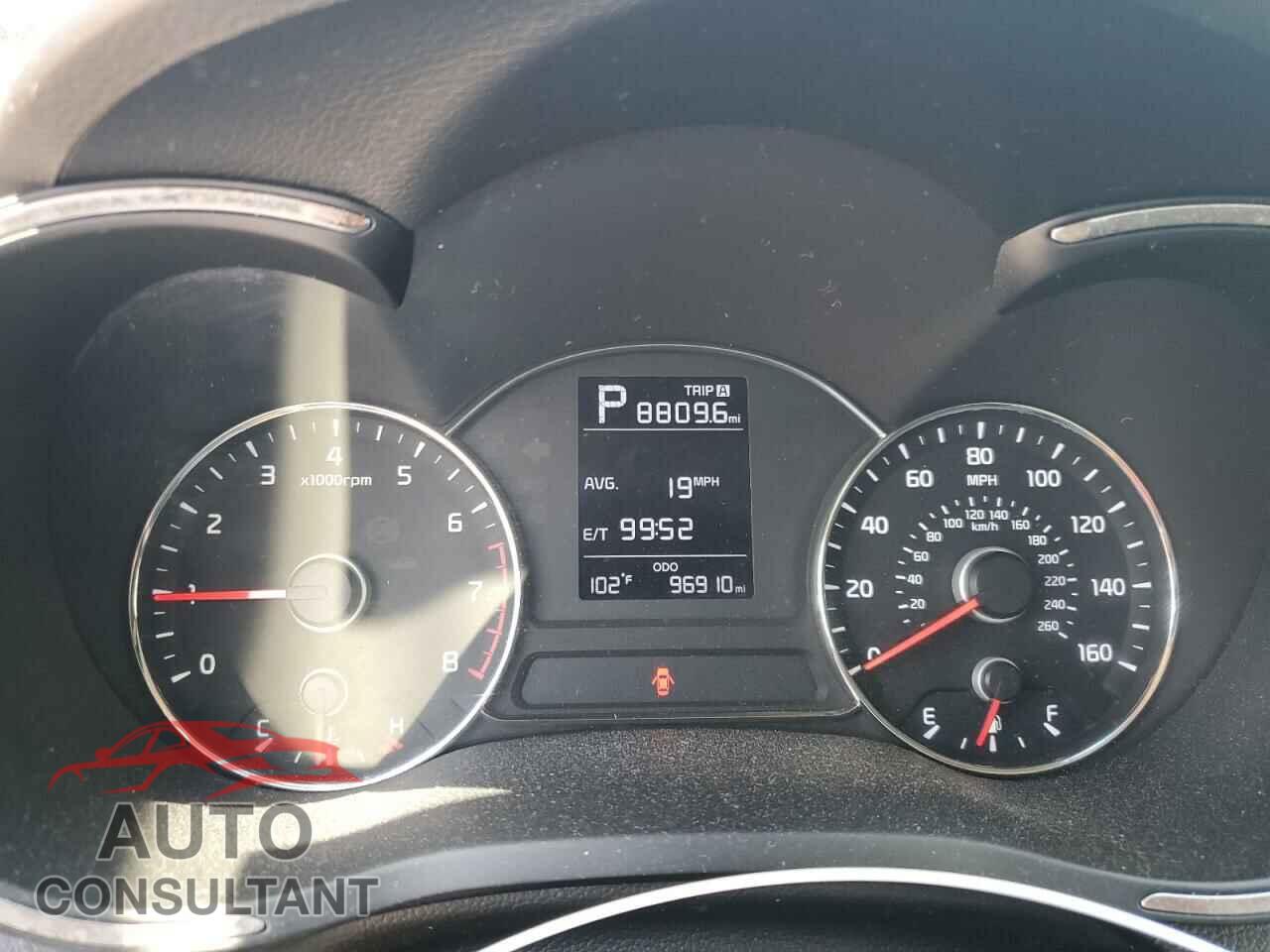 KIA FORTE 2017 - 3KPFK4A70HE112405