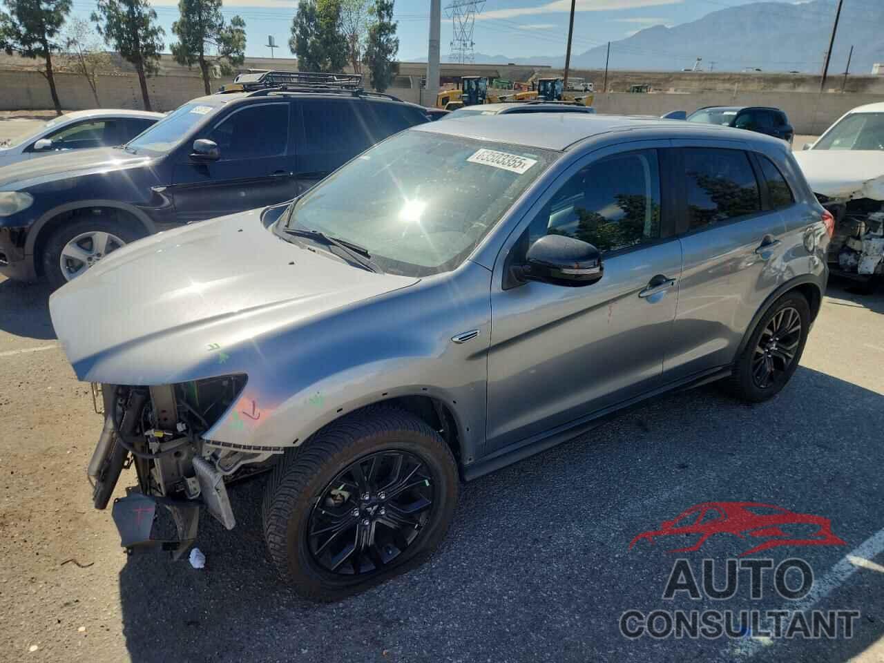 MITSUBISHI OUTLANDER 2018 - JA4AP3AU4JZ030869