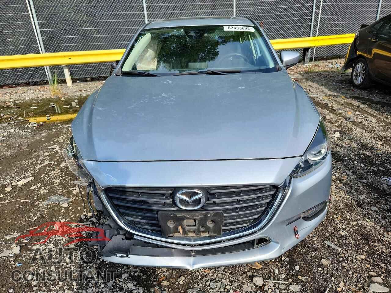 MAZDA 3 2018 - 3MZBN1V35JM161233