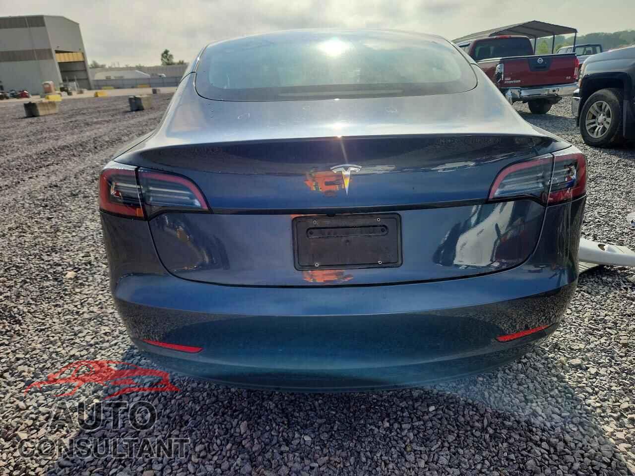 TESLA MODEL 3 2023 - 5YJ3E1EA4PF697271