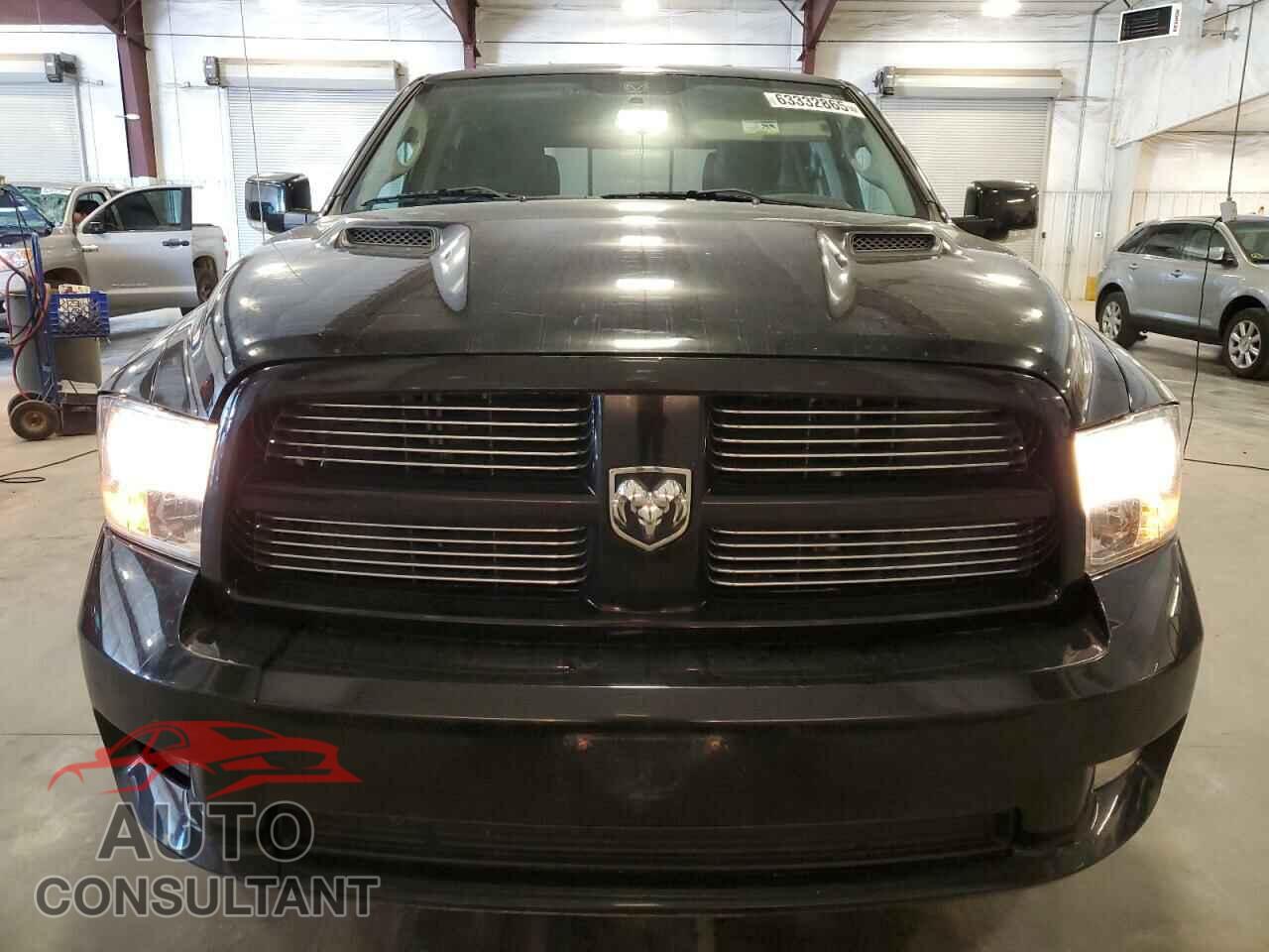 DODGE RAM 1500 2012 - 1C6RD7MT3CS215610