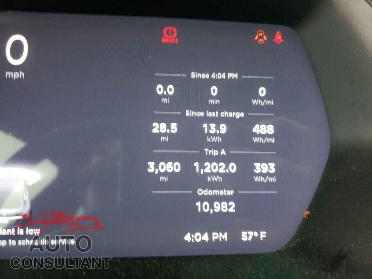 TESLA MODEL S 2017 - 5YJSA1E43HF219216