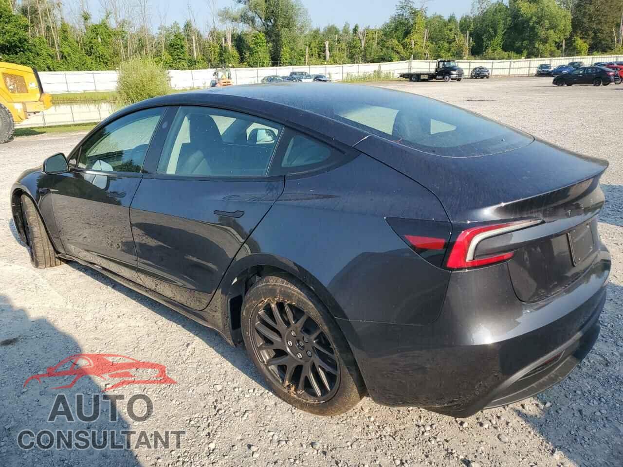 TESLA MODEL 3 2024 - 5YJ3E1EB1RF795539