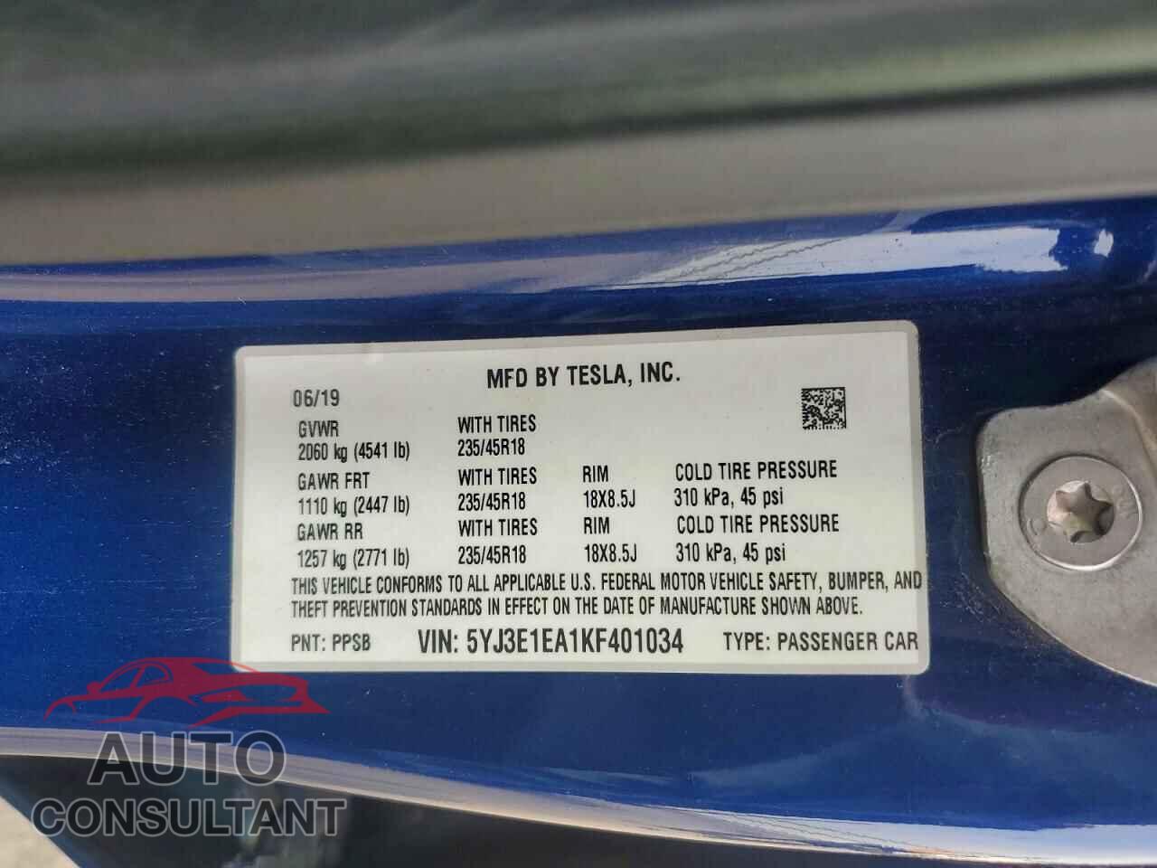 TESLA MODEL 3 2019 - 5YJ3E1EA1KF401034