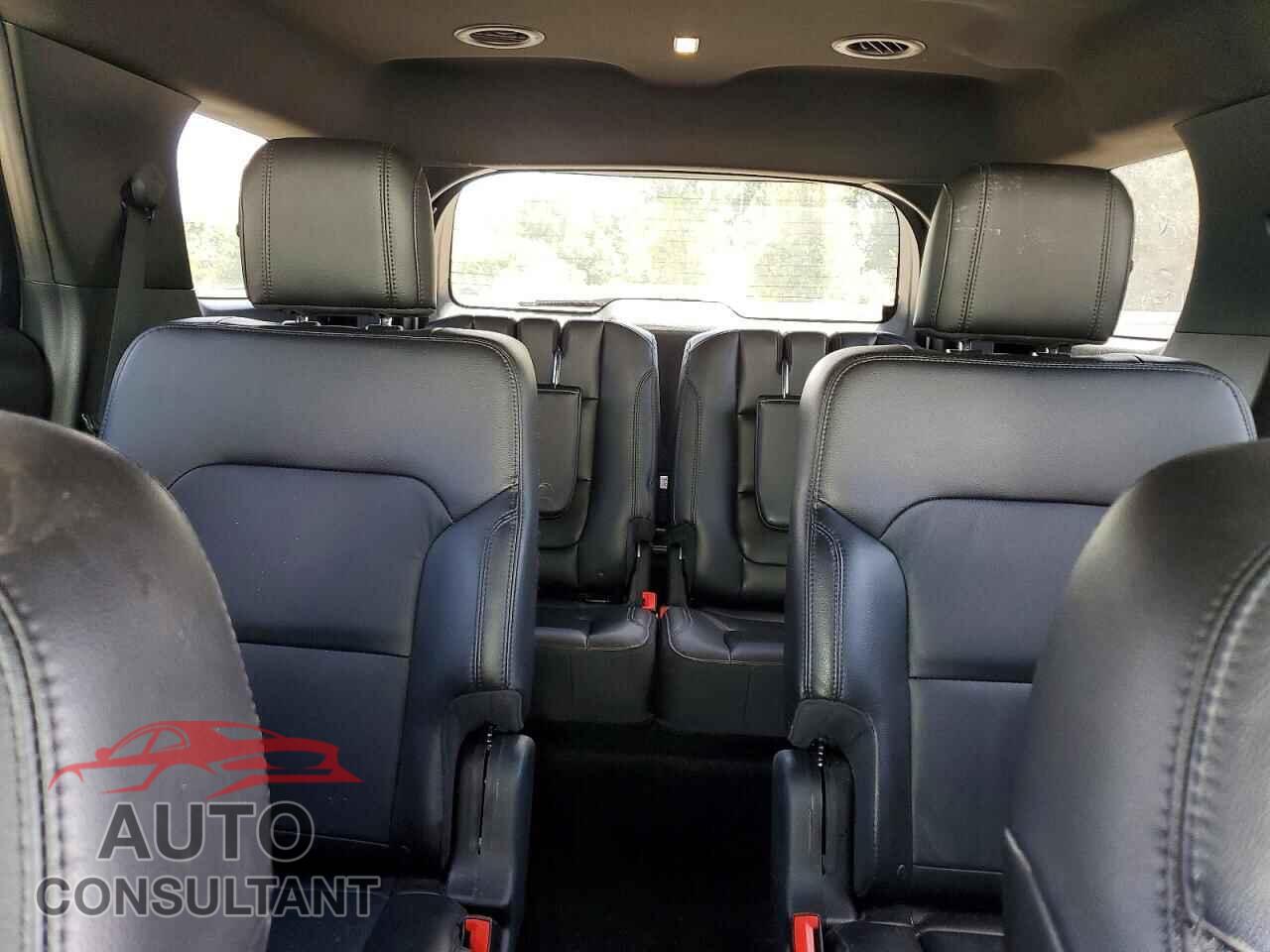 FORD EXPLORER 2018 - 1FM5K8D81JGB86201