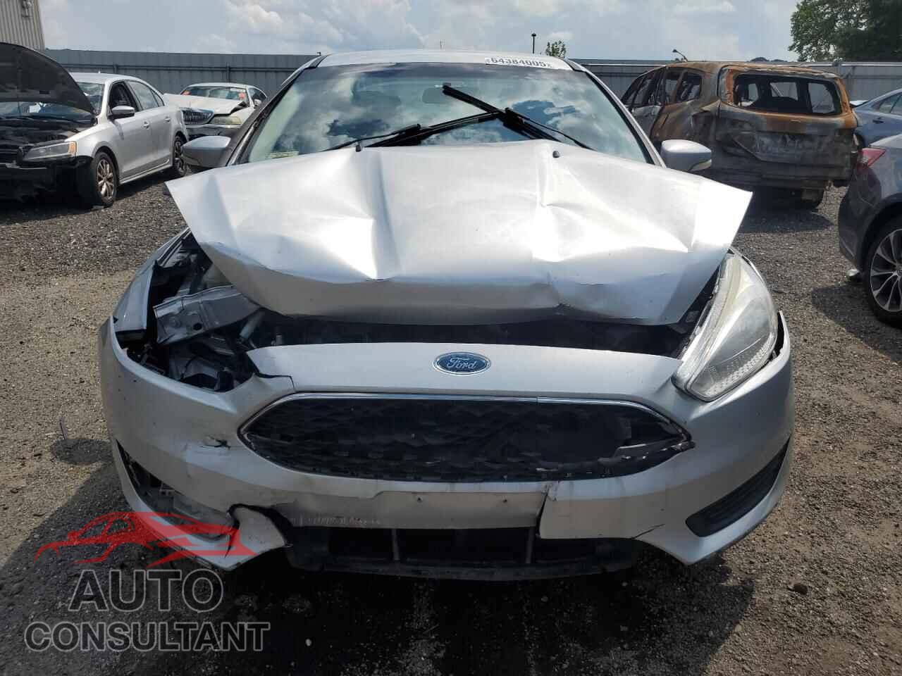 FORD FOCUS 2017 - 1FADP3F22HL309038
