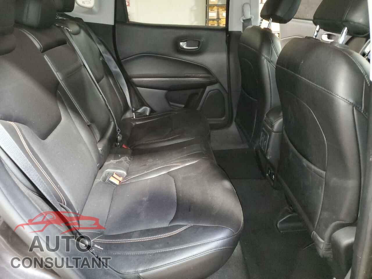JEEP COMPASS 2017 - 3C4NJDBB0HT630849