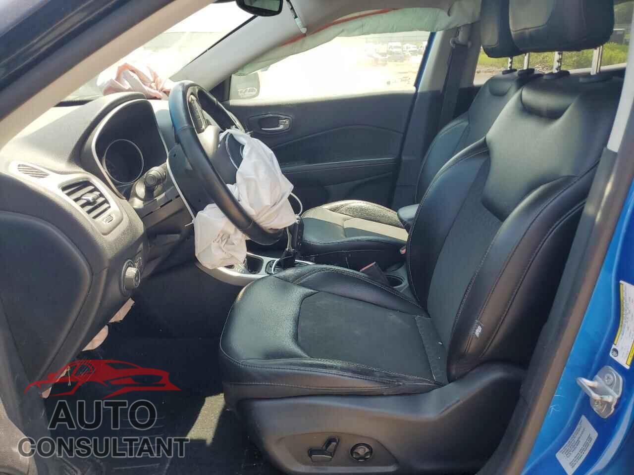 JEEP COMPASS 2018 - 3C4NJDBB4JT112734