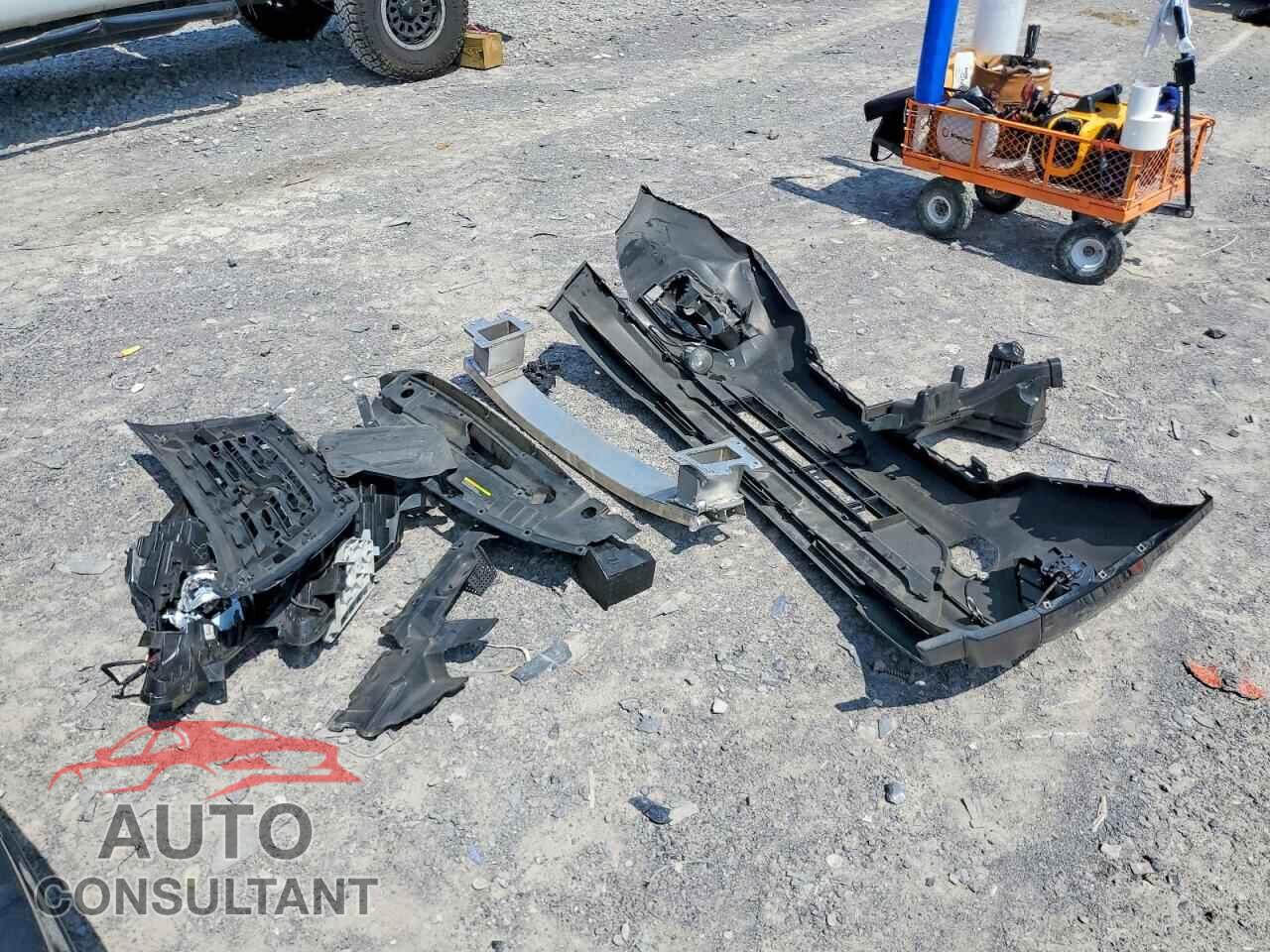 NISSAN PATHFINDER 2020 - 5N1DR2CM6LC610081