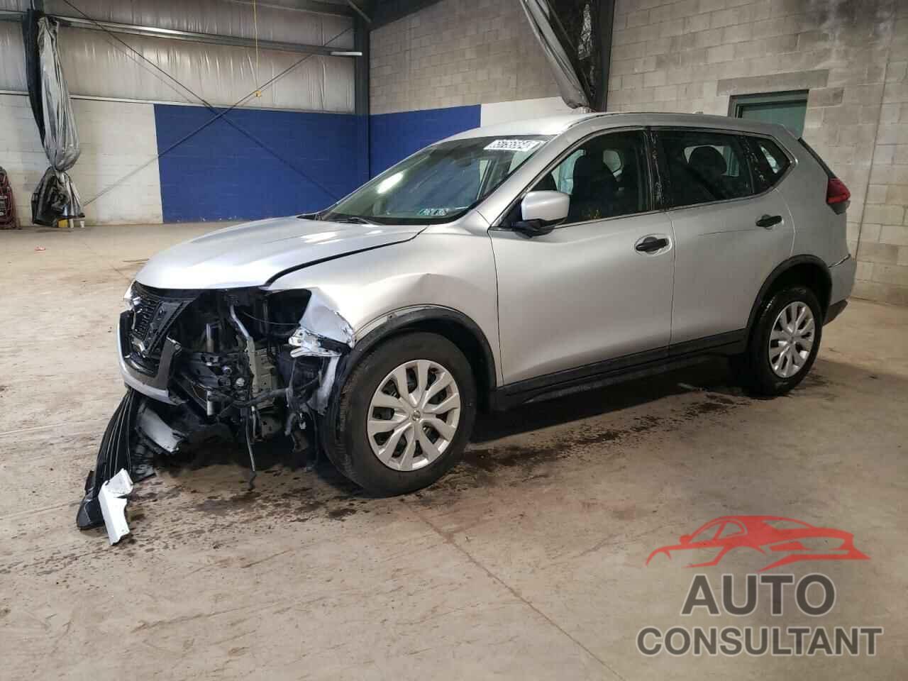 NISSAN ROGUE 2017 - KNMAT2MT3HP584182