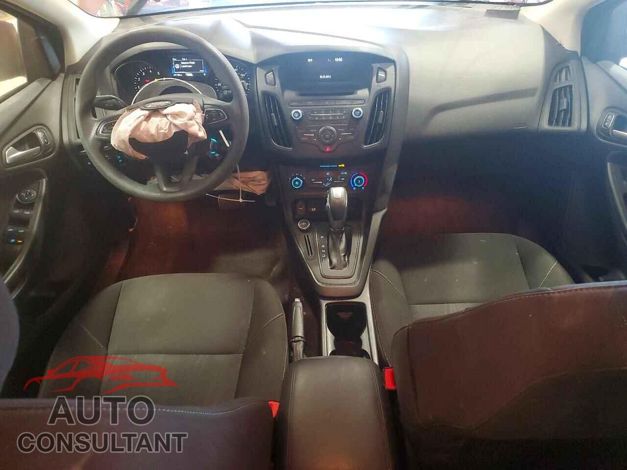 FORD FOCUS 2016 - 1FADP3F29GL206696