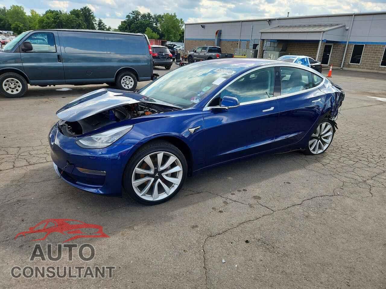 TESLA MODEL 3 2018 - 5YJ3E1EA8JF032168