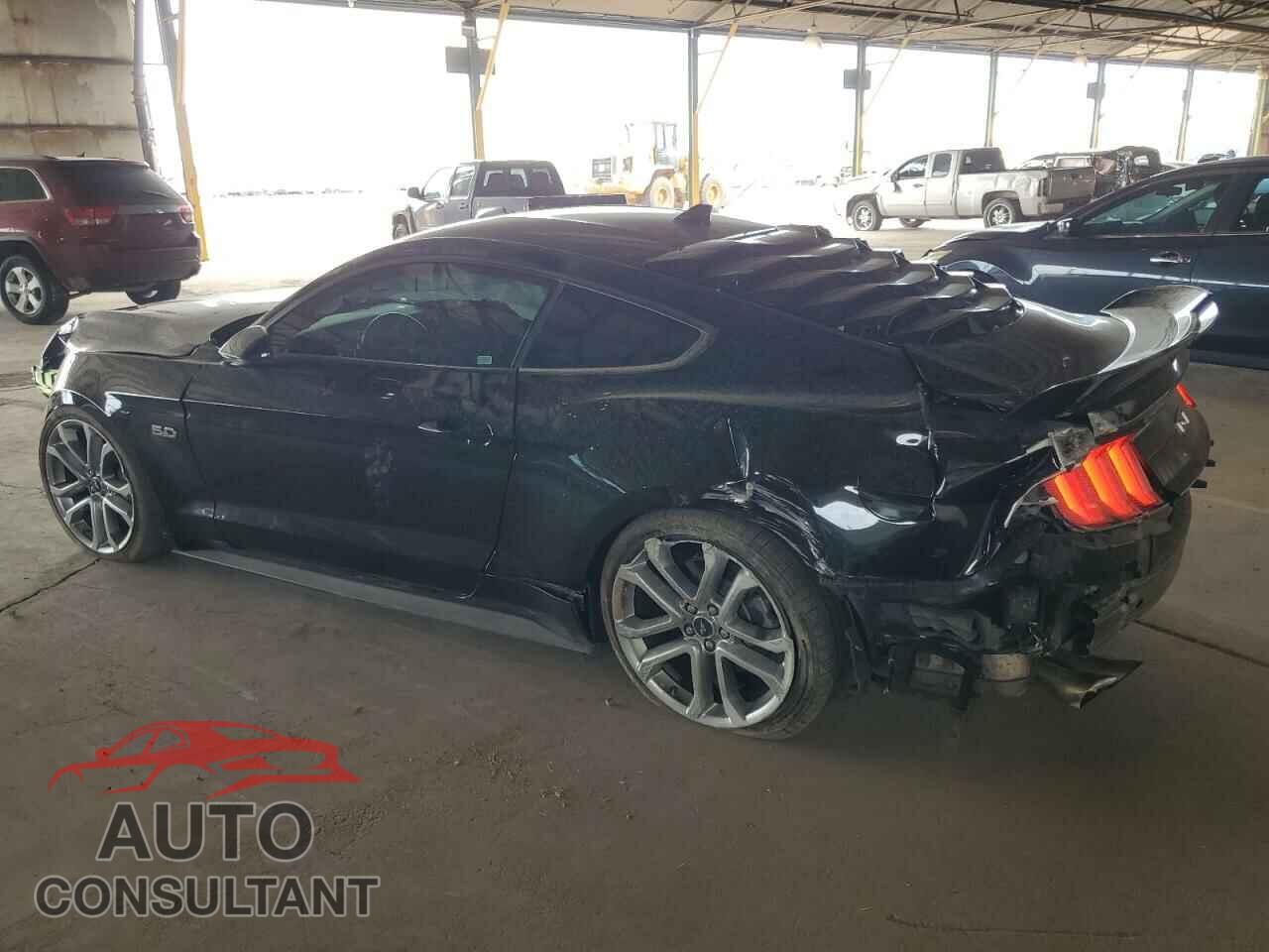 FORD MUSTANG 2020 - 1FA6P8CF9L5185022