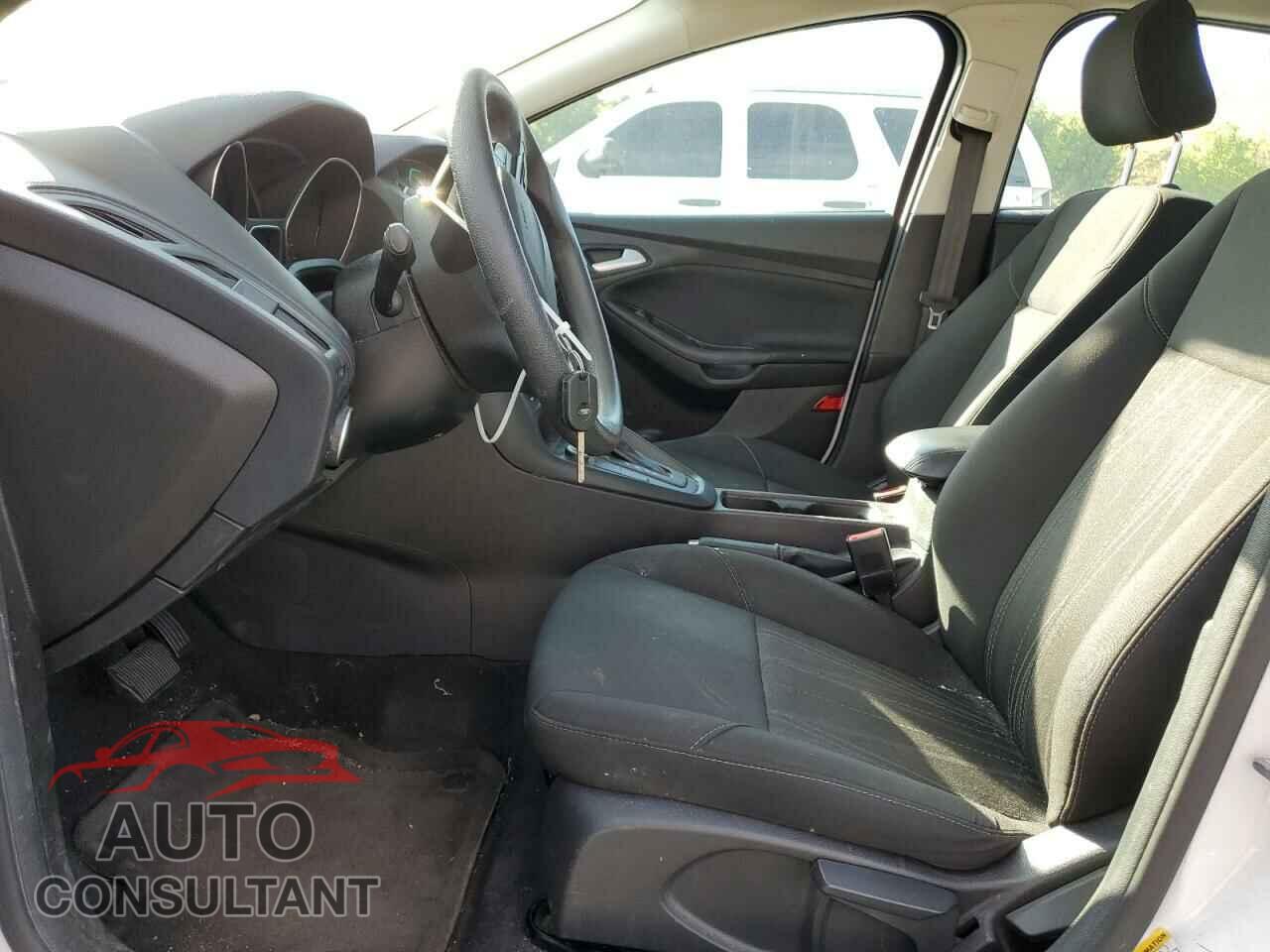 FORD FOCUS 2017 - 1FADP3FE9HL295813