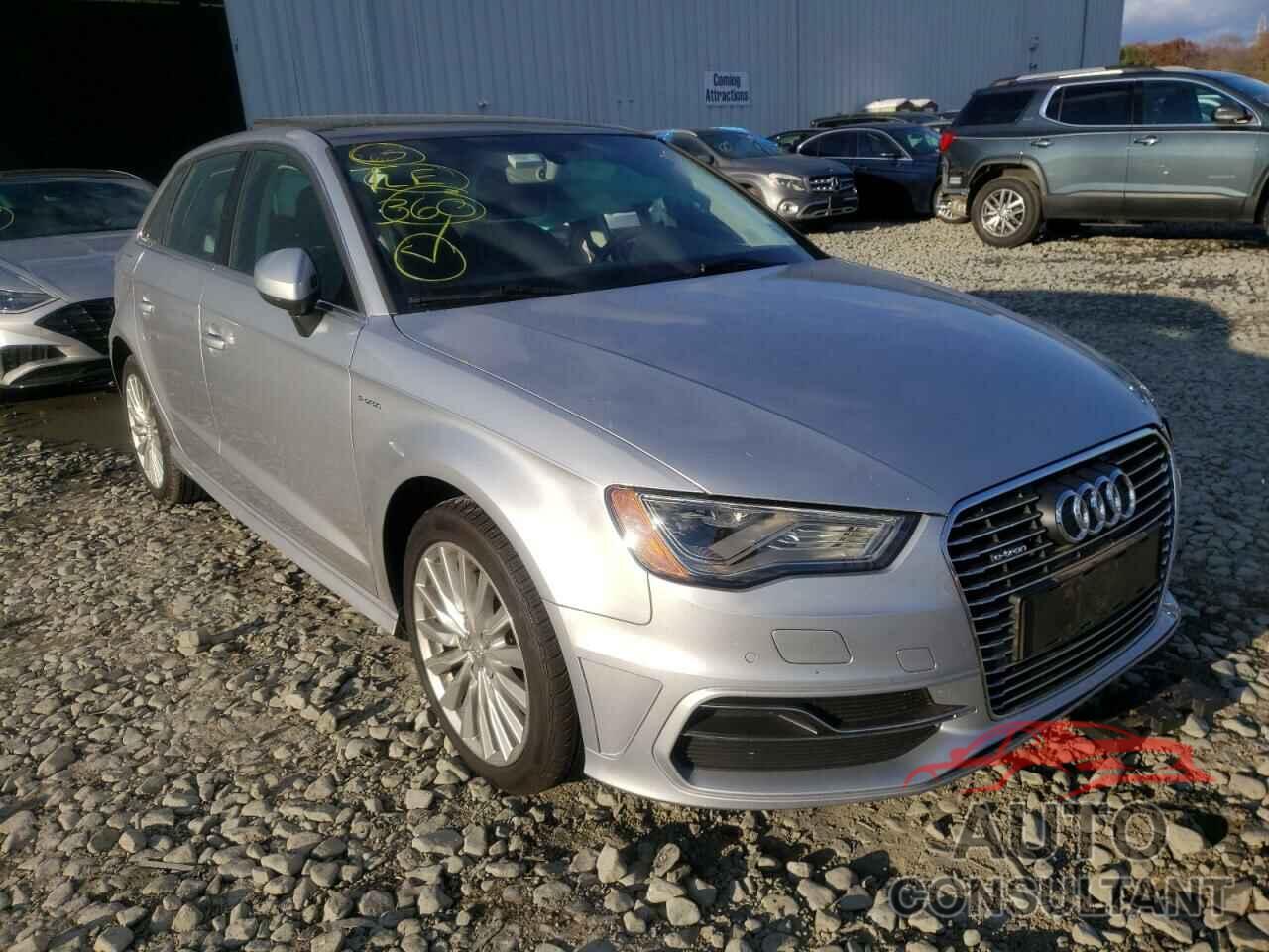 AUDI A3 2016 - WAUTPBFFXGA057887