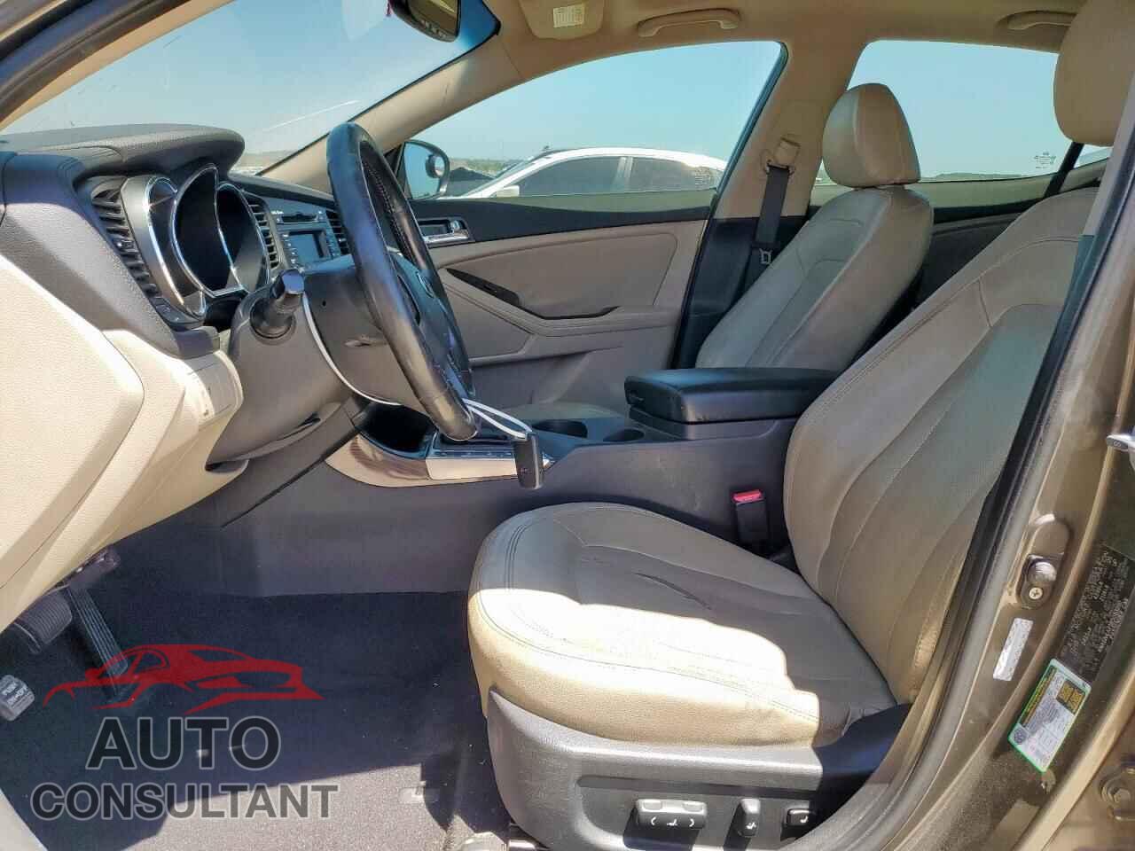 KIA OPTIMA 2011 - KNAGN4A71B5083010