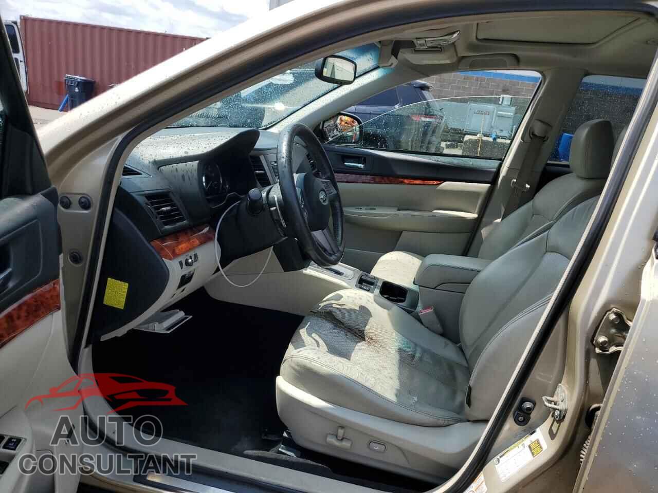SUBARU OUTBACK 2010 - 4S4BRCKC8A3354545