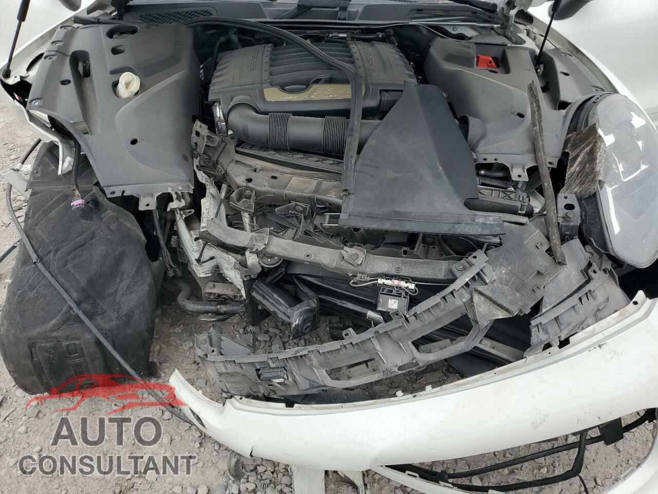 PORSCHE CAYENNE 2017 - WP1AA2A20HKA81920