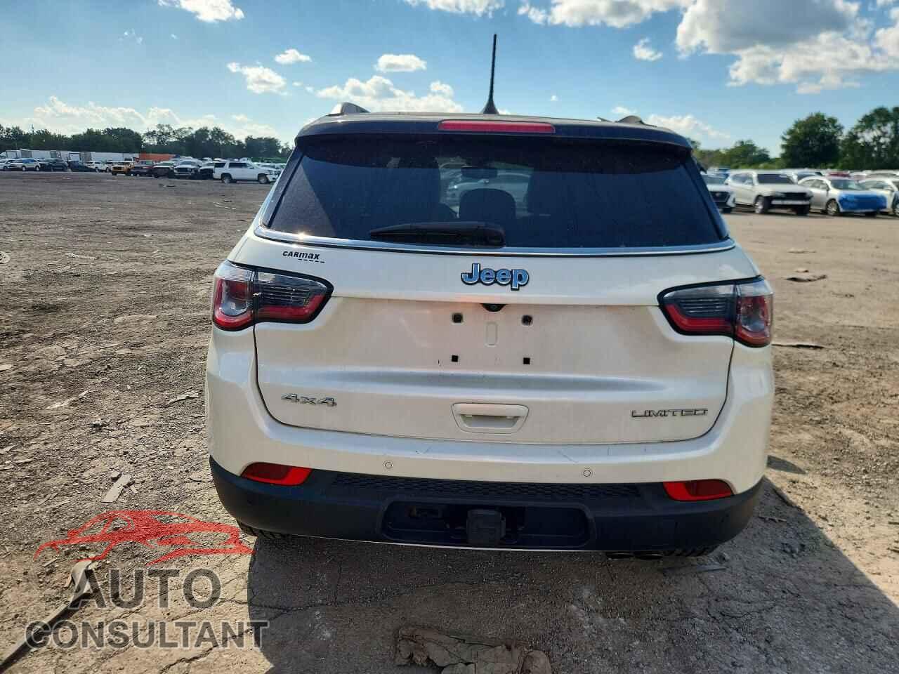 JEEP COMPASS 2018 - 3C4NJDCB5JT245145