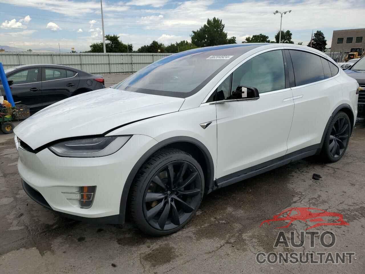 TESLA MODEL X 2020 - 5YJXCBE24LF297355