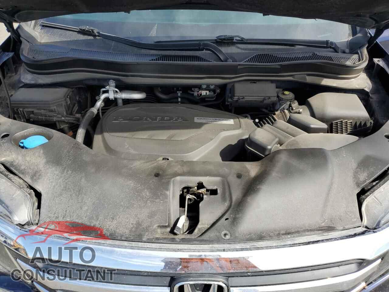 HONDA PILOT 2017 - 5FNYF6H53HB088155