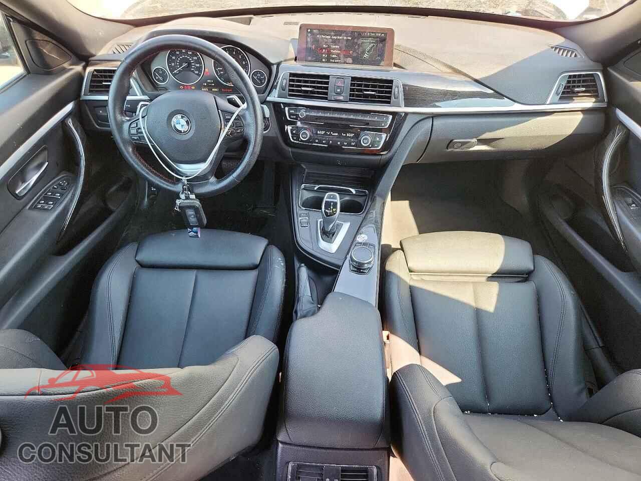 BMW 3 SERIES 2018 - WBA8Z9C55JG828362