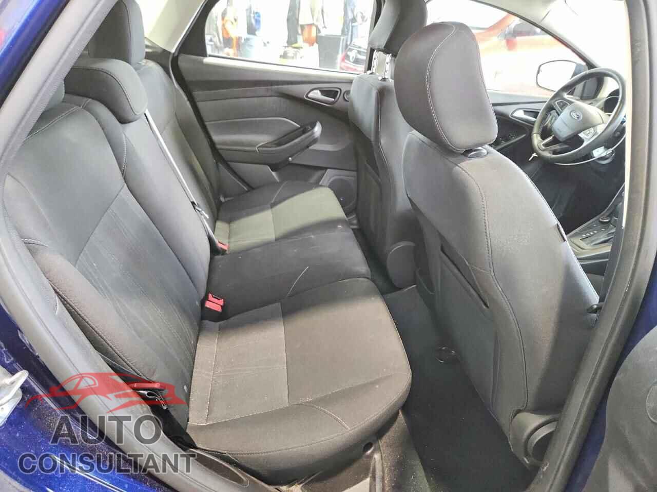 FORD FOCUS 2017 - 1FADP3M23HL213535