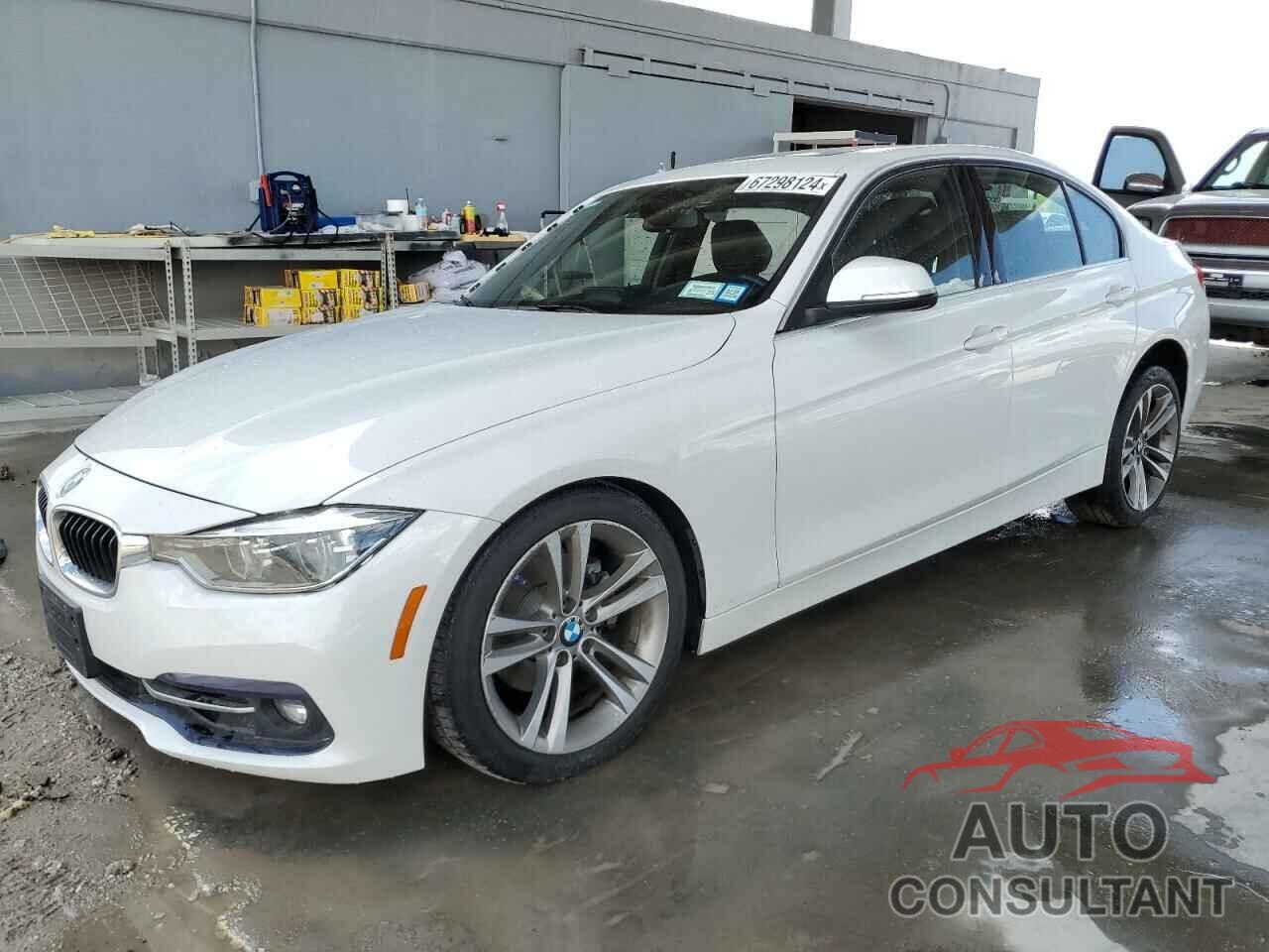 BMW 3 SERIES 2018 - WBA8D9G56JNU71231