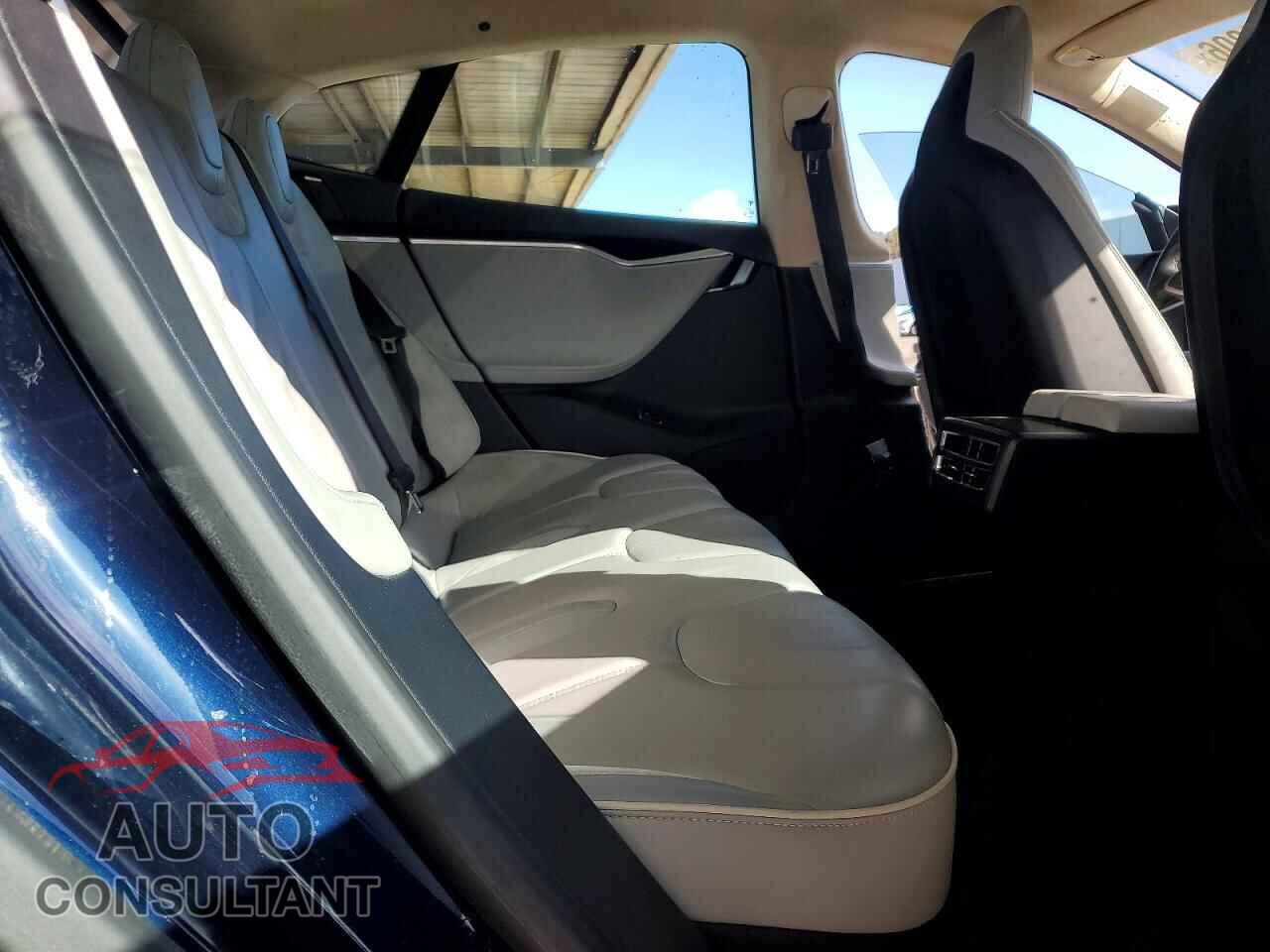 TESLA MODEL S 2013 - 5YJSA1CP7DFP07205