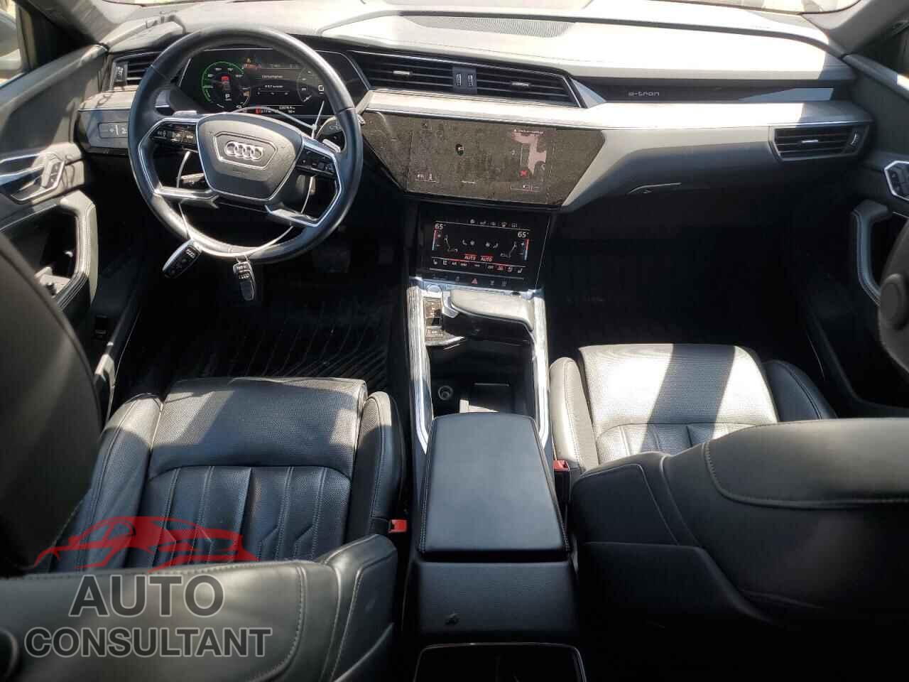 AUDI E-TRON 2019 - WA1VAAGE2KB006927