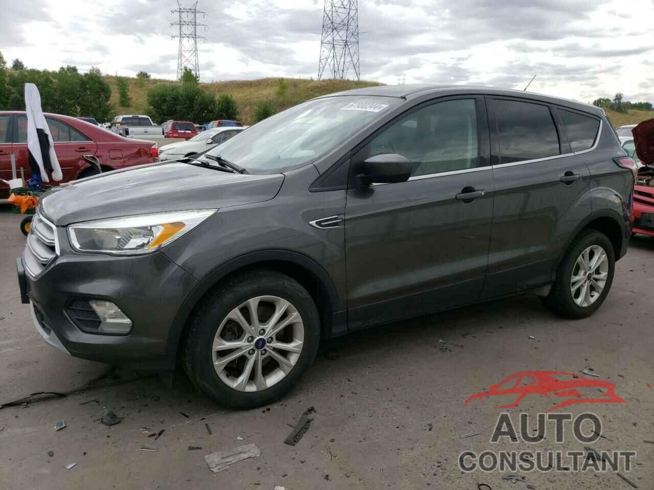 FORD ESCAPE 2017 - 1FMCU9GD7HUC96407