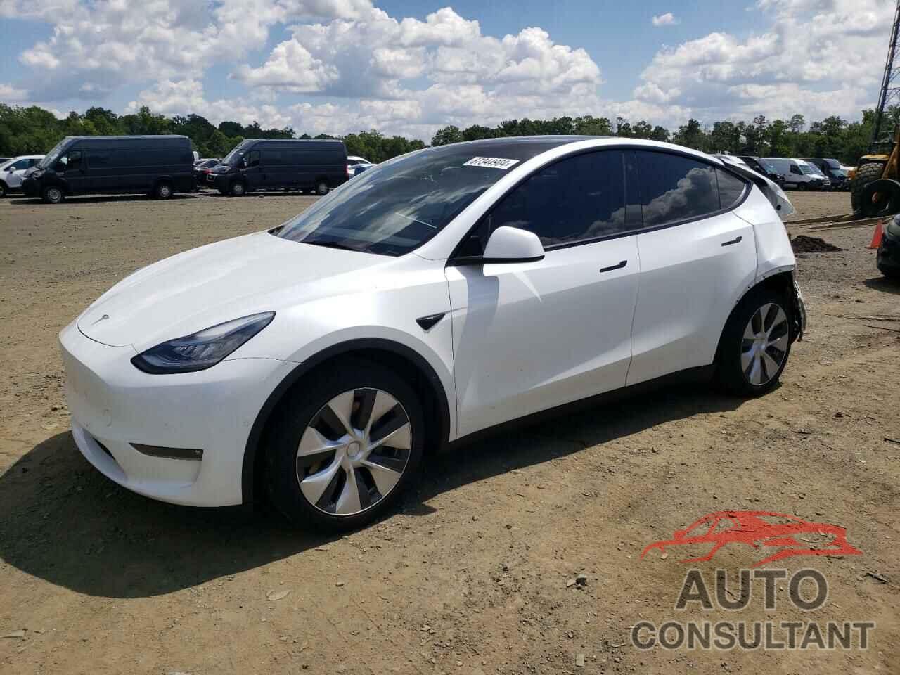 TESLA MODEL Y 2021 - 5YJYGDEE2MF146532